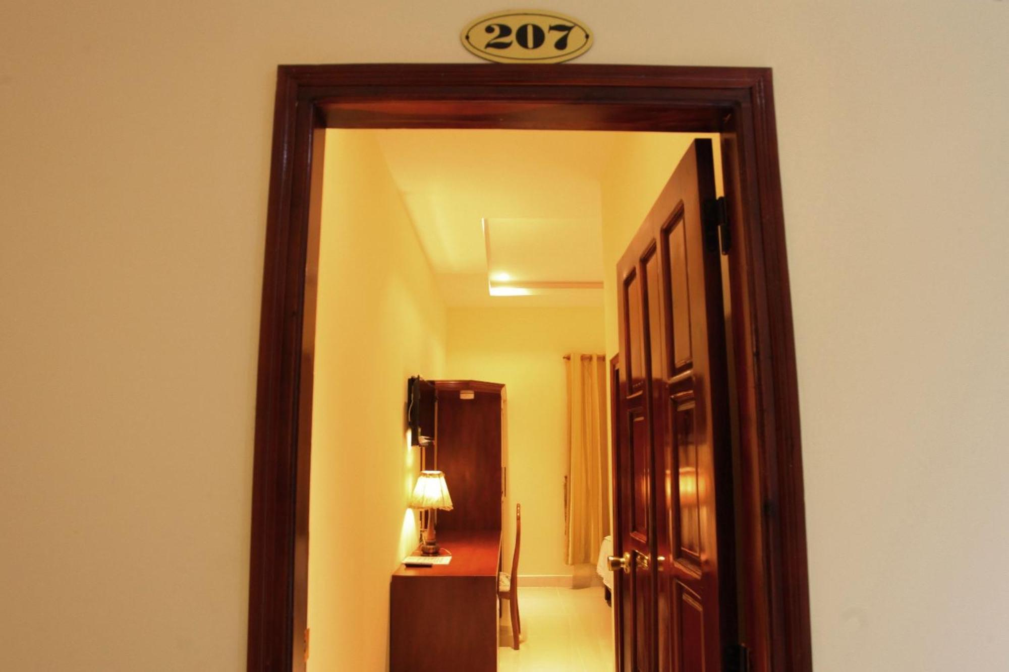Nhat Minh Hotel Лаги Экстерьер фото